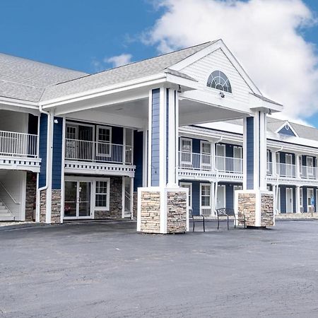 Hilltop Inn & Suites, Near Foxwoods Casino North Stonington Exterior foto